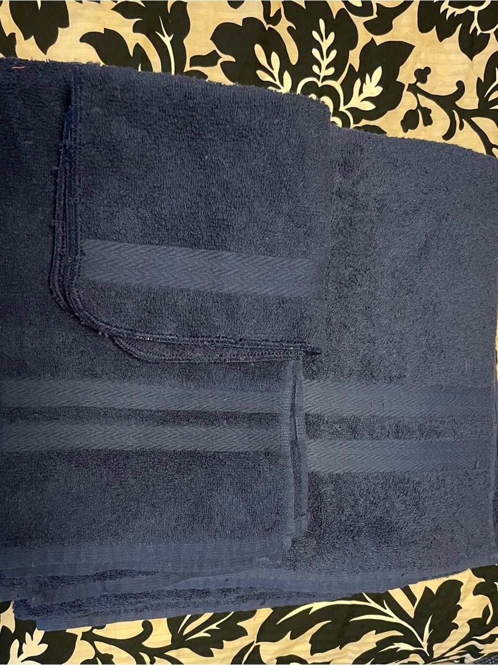 JC Penny home collection six piece towel set